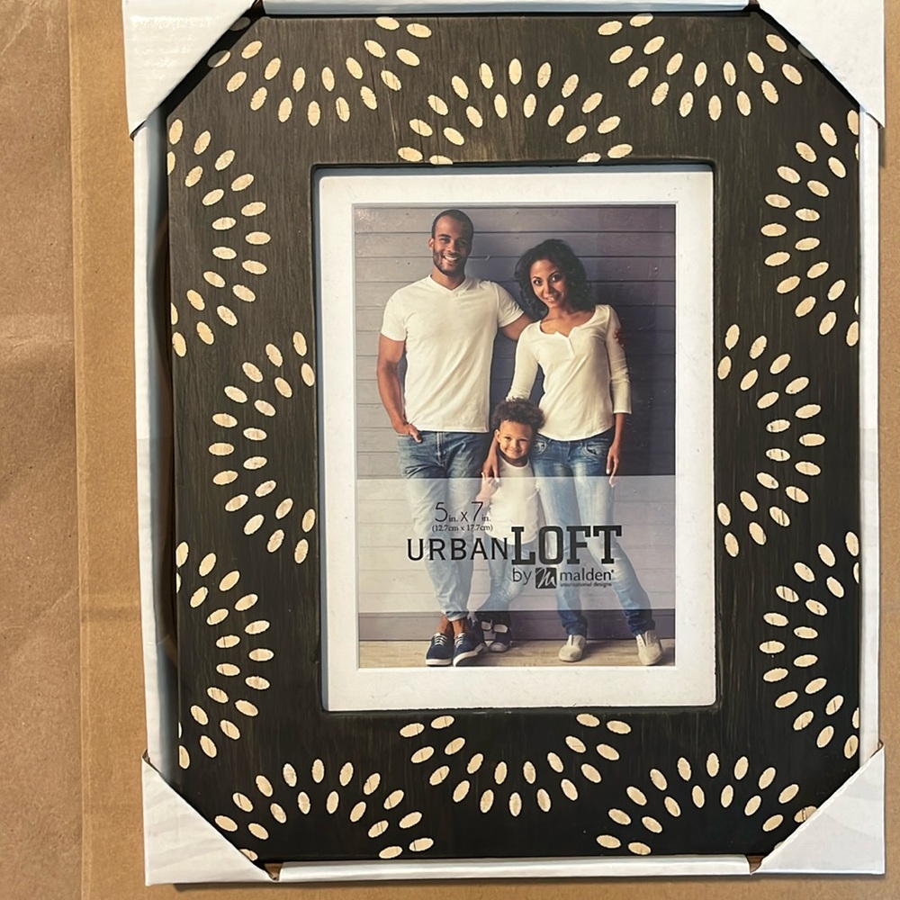Wood 5x7 frame NEW